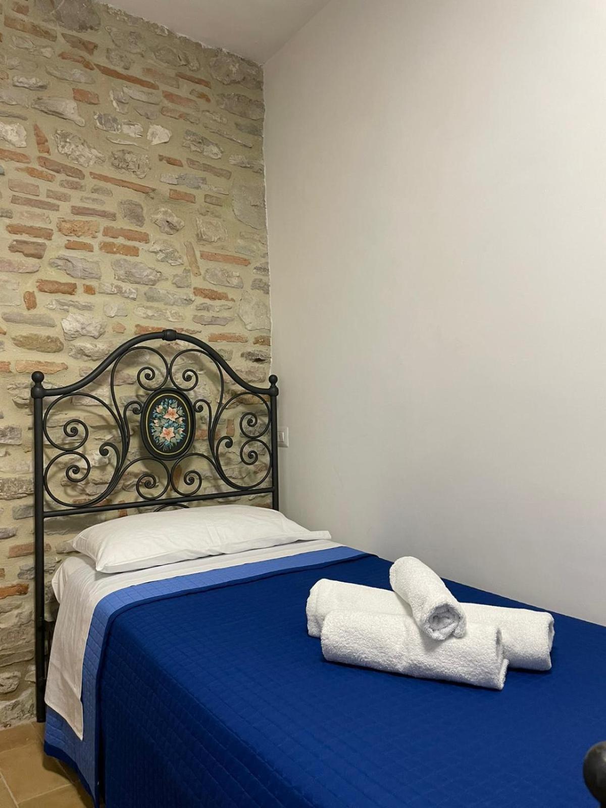 Casa La Rosa Leilighet Gubbio Eksteriør bilde